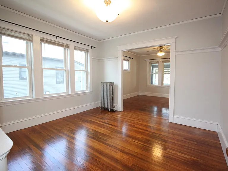 63 Foster St — Photo 7