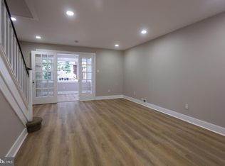 225 Wright Ave, Darby, PA 19023