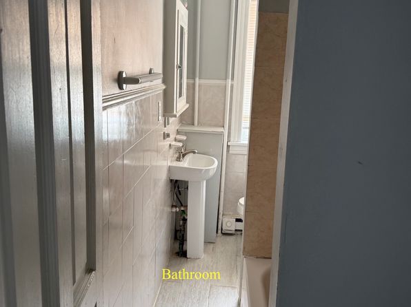 229 W Douglass St APT 2, Reading, PA 19601