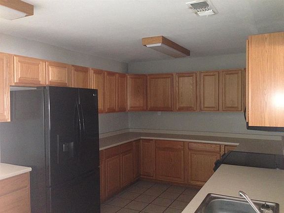 5th image of 1411 S Avenue A