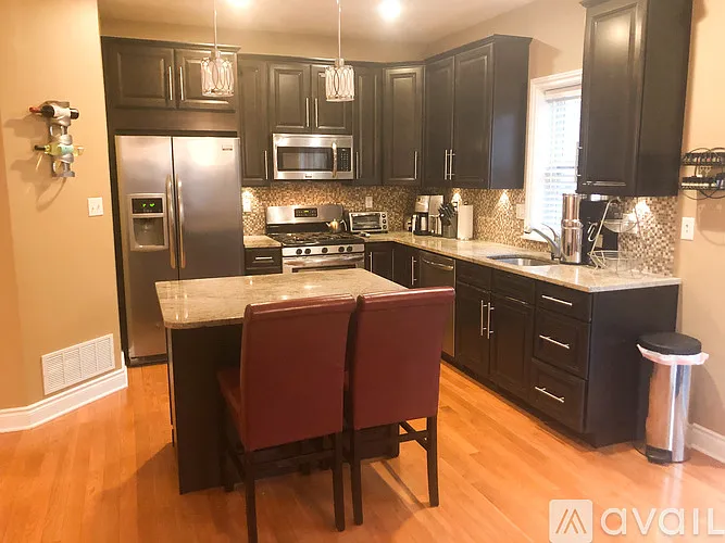 429 Shaler St photo 1