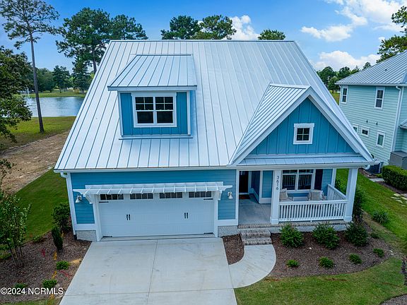 4th image of 3616 Rivergate Way NE