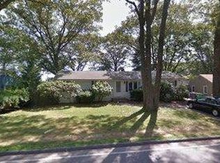 300 Diamond Hill Rd, Warwick, RI 02886
