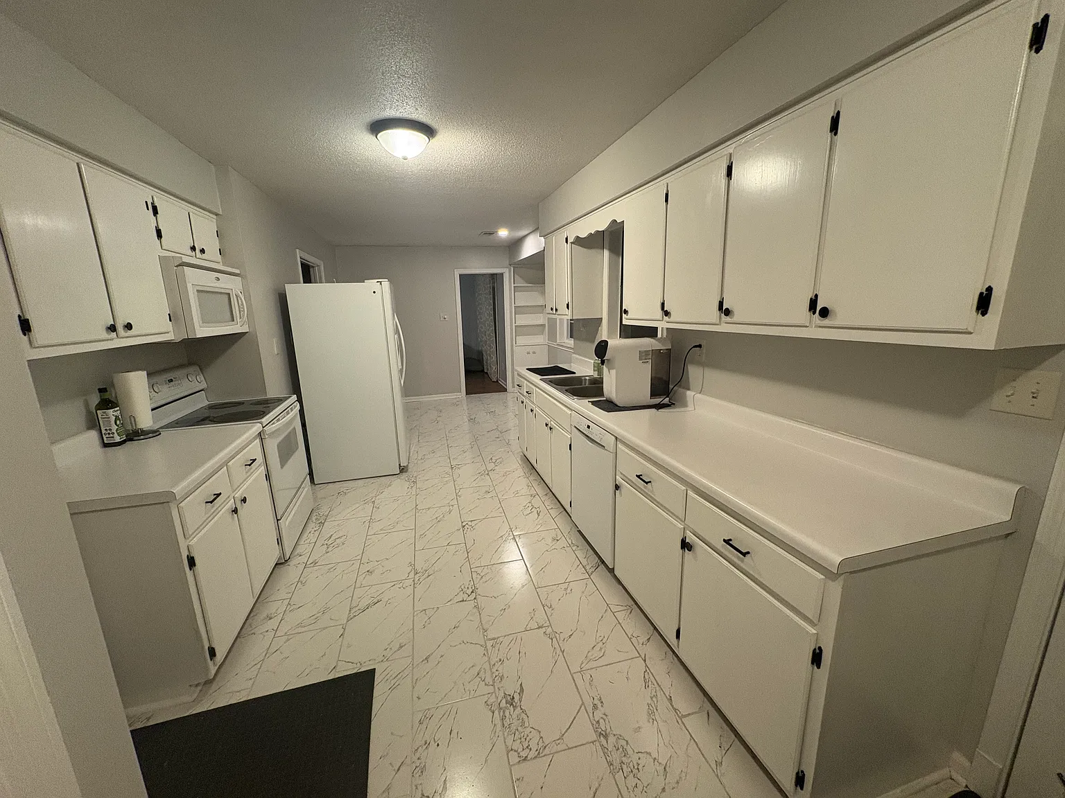 1550 Cordova Rd — Photo 4
