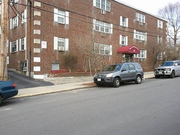 Well Maintained Apts