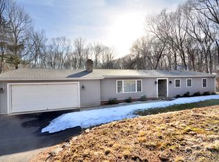 171 Old Lane Rd, Cheshire, CT 06410