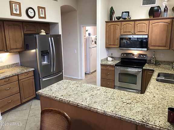 3rd image of 8443 W Rockwood Dr