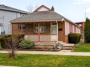 57 Leeper St, Saint Catharines, ON L2S 2N1