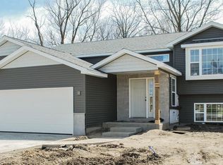 1059 Lakeview Dr, Hobart, IN 46342