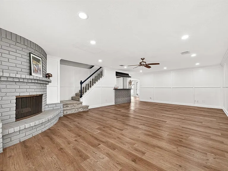 4230 Annawood Cir — Photo 46