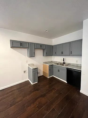 2926 Pennsylvania Ave #SIDE A Photo 1