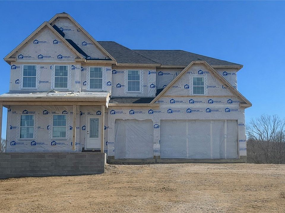 2nd image of 172 Victoria Dr