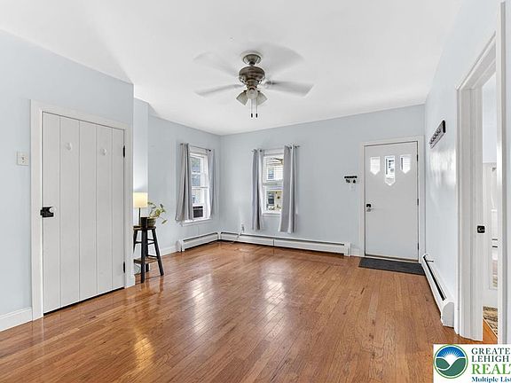 4th image of 33 West St