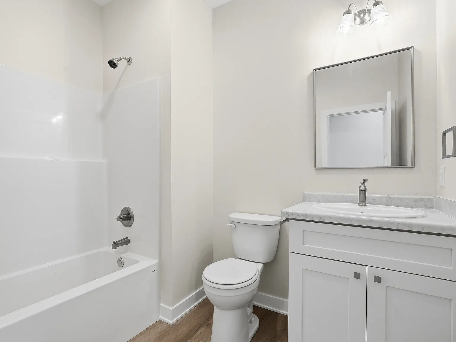 3 bed, 1478 sqft, $2,050 — Photo 2