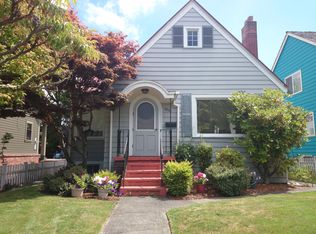 3836 44th Ave SW, Seattle, WA 98116