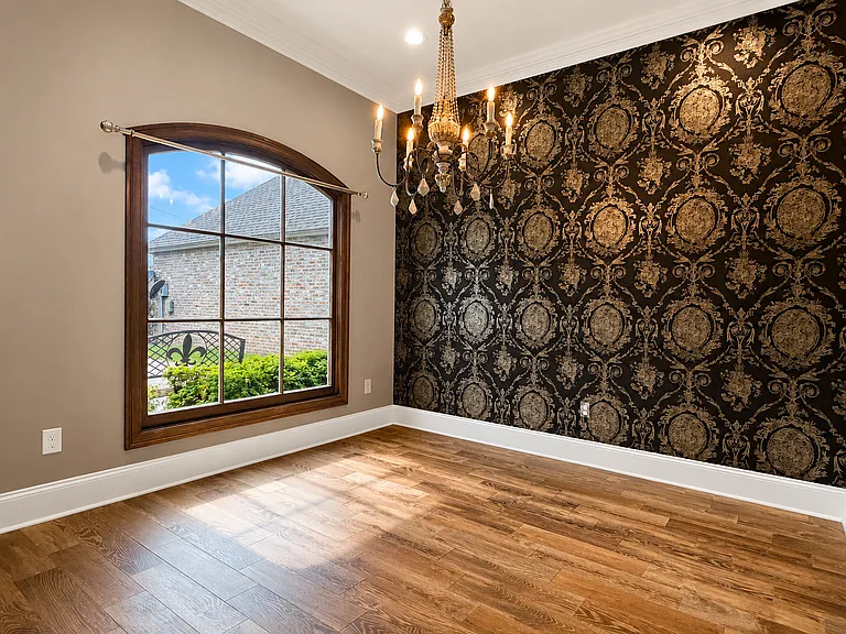 204 Lauren Grace Cir — Photo 3