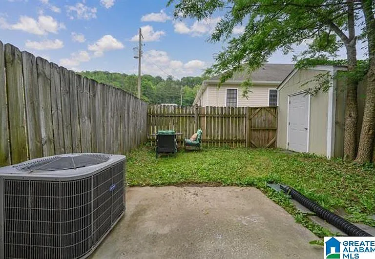 218 Carl Nichols Dr — Photo 13