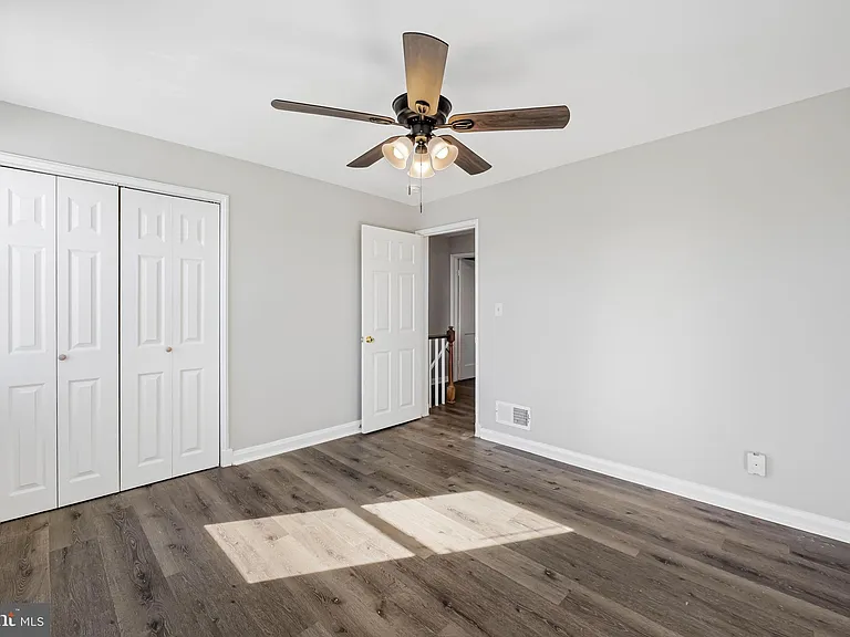 7520 Durwood Rd — Photo 14