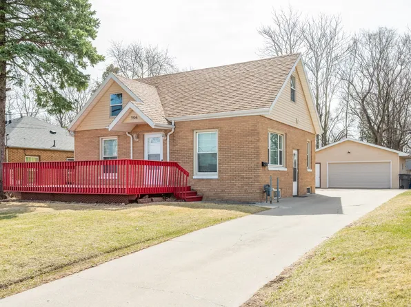 3106 Francis Ave, Des Moines, IA 50310