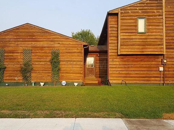 Exterior Side-Entry