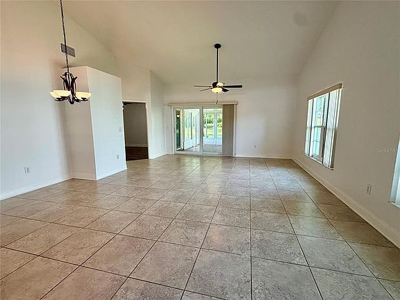2nd image of 2461 BENTLEY DRIVE