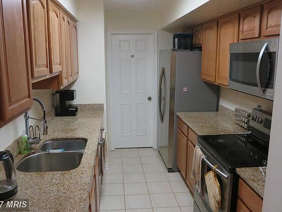 4th image of 10191B Ashbrooke Ct #102