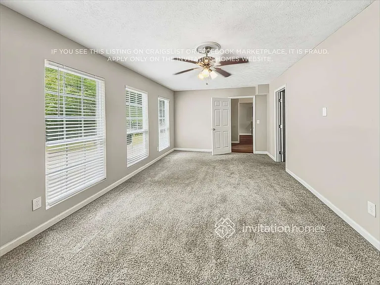 6611 Crossing Creek Point — Photo 12