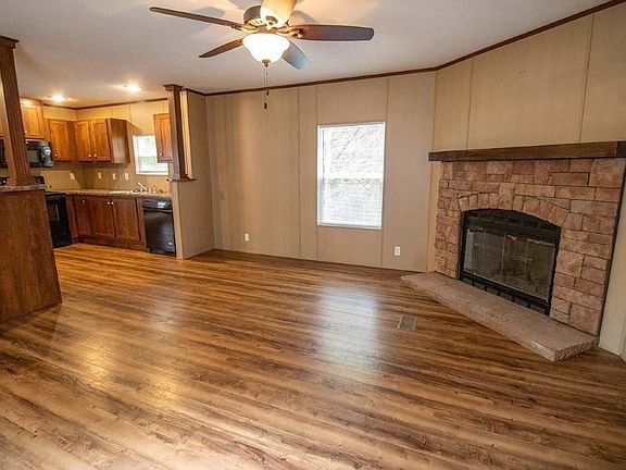 4th image of 3517 Dove Ln