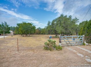 415 Rangeland Rd, Blanco, TX 78606