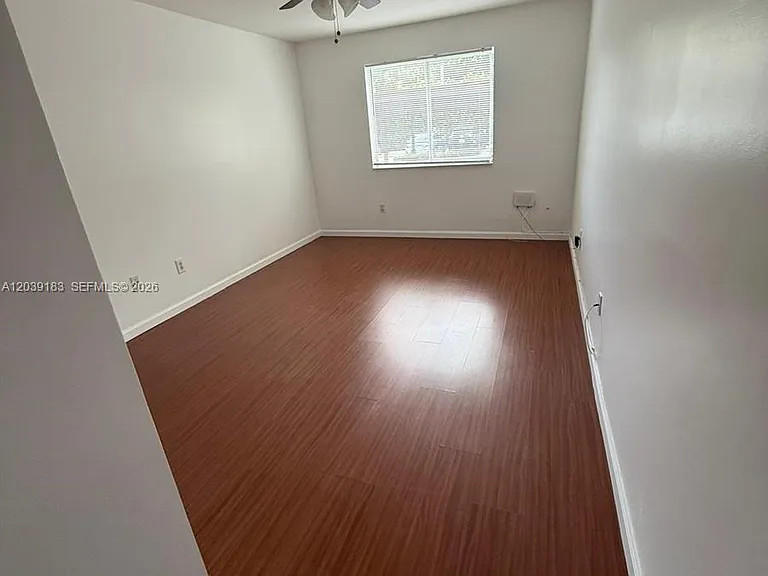 410 S Park Rd #1104 — Photo 7