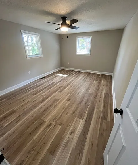 125 Tumblewood Ct — Photo 9