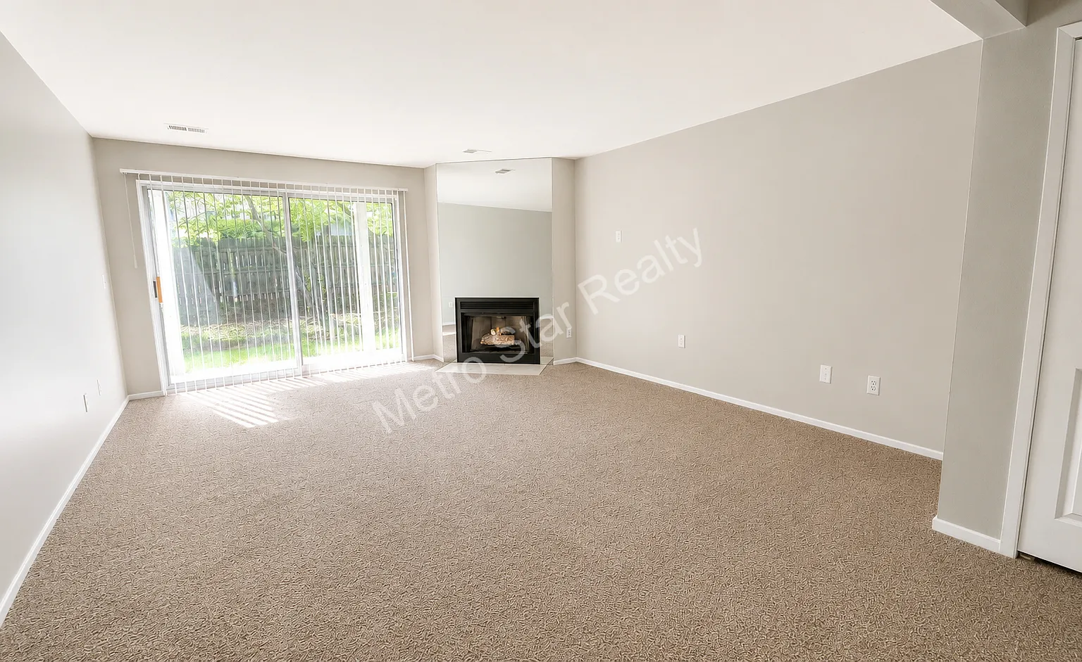 2 bed, 1210 sqft, $1,700 — Photo 3