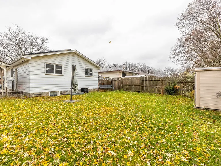 5612 Heritage Dr — Photo 9