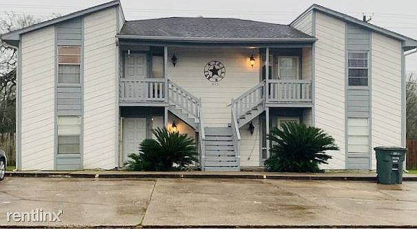 815 Yegua exterior picture