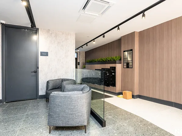 31-61 Vernon Boulevard image 27 of 72