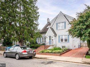 104 W Myrtle St, Alexandria, VA 22301