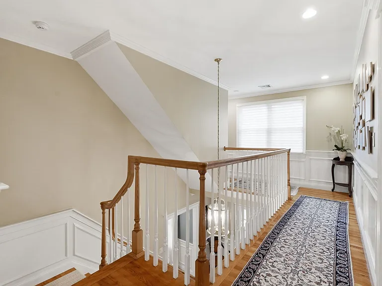 16 Gerber Cir — Photo 43