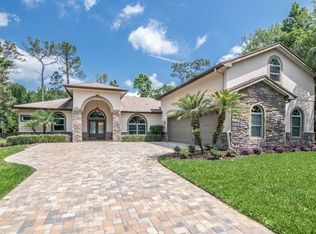 2541 Victarra Cir, Lutz, FL 33559