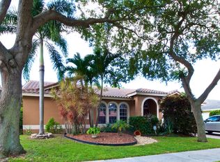 5863 NW 41st Ln, Coconut Creek, FL 33073