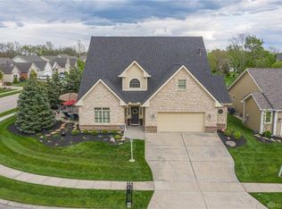 155 Cobblestone Ln, Springboro, OH 45066