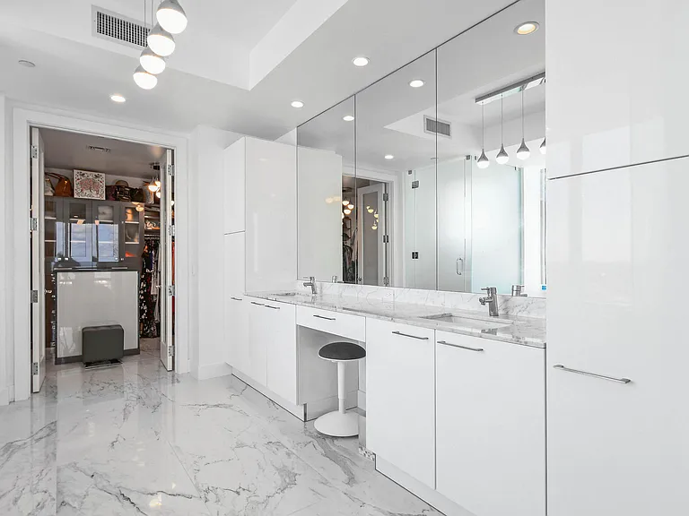 1 Water Club Way #Penthouse 2204 — Photo 20