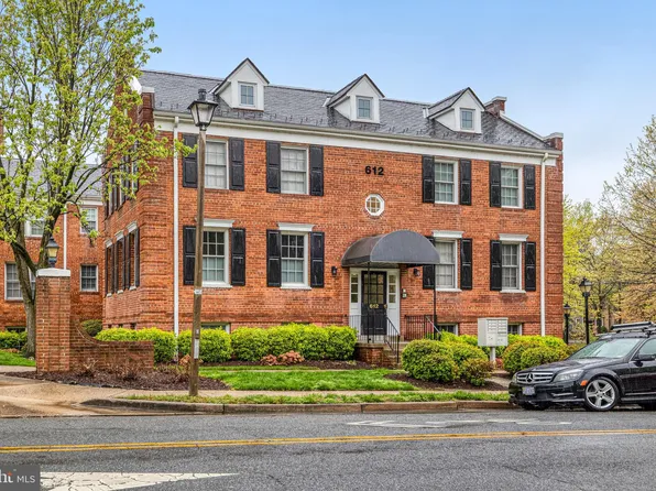 612 Bashford Ln Unit 1221, Alexandria, VA 22314