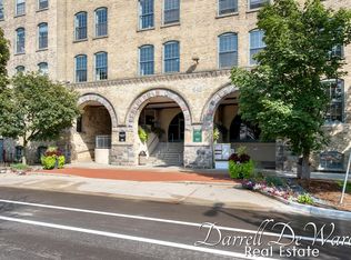 940 Monroe Ave NW Unit 221, Grand Rapids, MI 49503