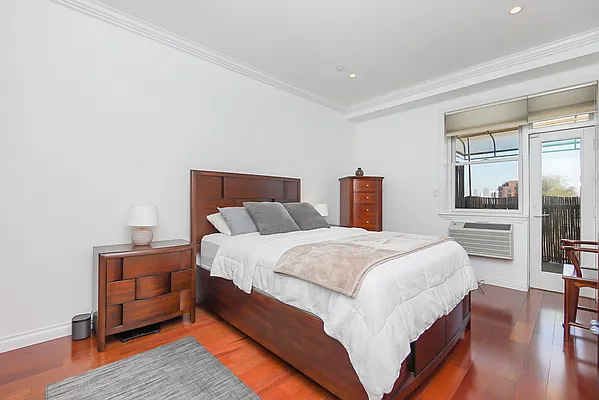 Sold by REMAX Elite | media 3