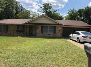 2707 Bois D Arc St, Commerce, TX 75428