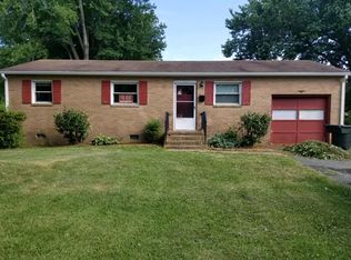 632 Nottingham Dr, Hampton, VA 23669