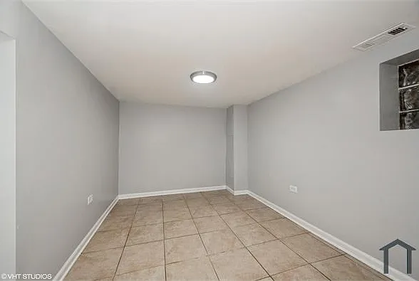 7010 S Claremont Ave — Photo 12