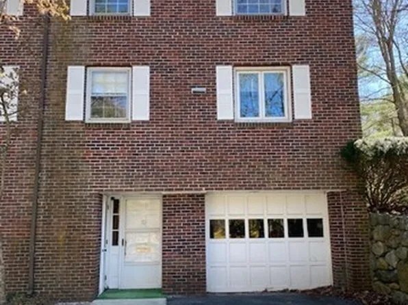 7 Bethel Rd APT 10, Wellesley, MA 02481