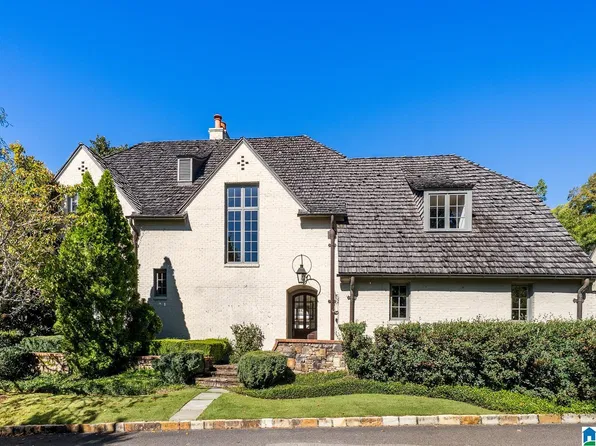 462 Botanical Pl S, Birmingham, AL 35223