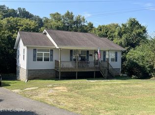 711 High St, Athens, TN 37303
